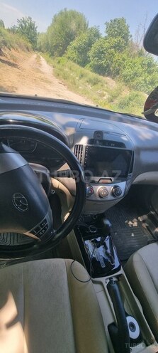 Hyundai Elantra-8