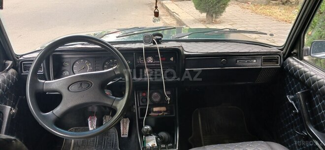 LADA (VAZ) 2107-13
