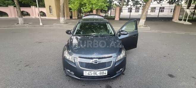 Chevrolet Cruze-1