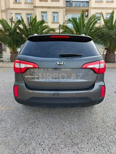 Kia Sorento-2