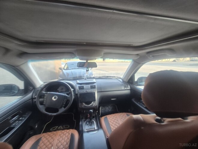 Ssang Yong Rexton-4