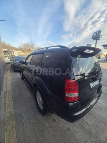 Ssang Yong Rexton-11