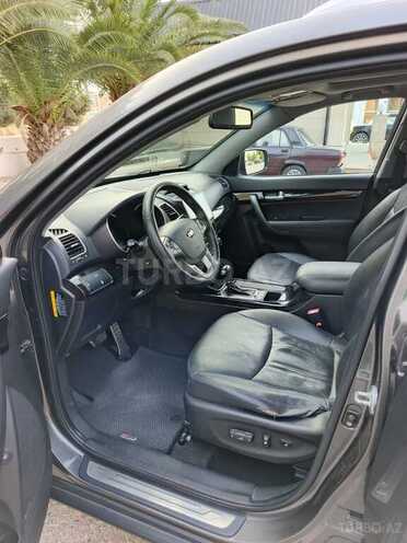 Kia Sorento-4