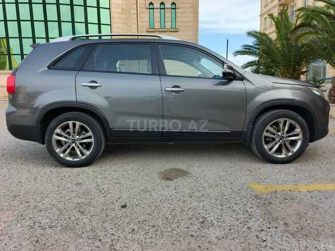 Kia Sorento-7