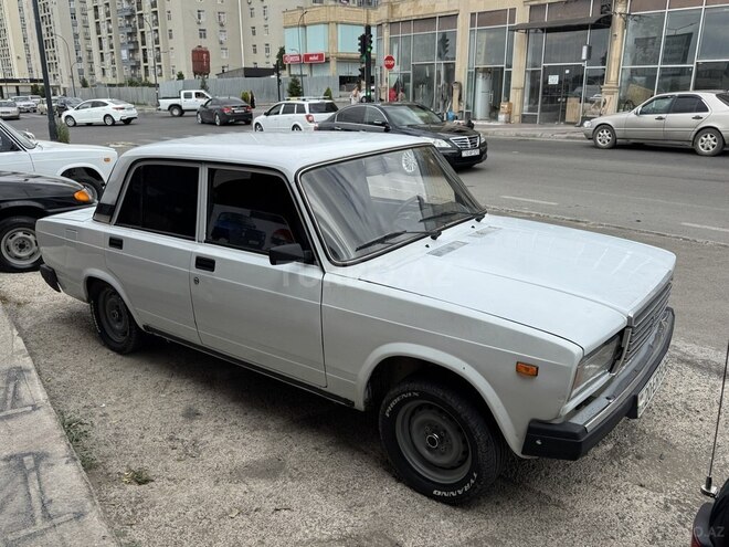 LADA (VAZ) 2107-5