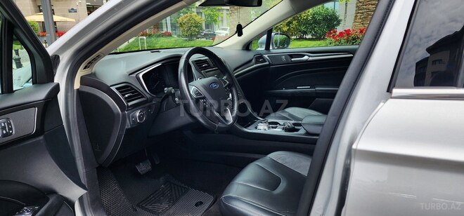 Ford Fusion (North America)-18
