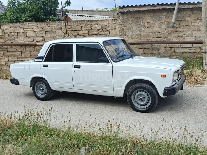 LADA (VAZ) 2107-3