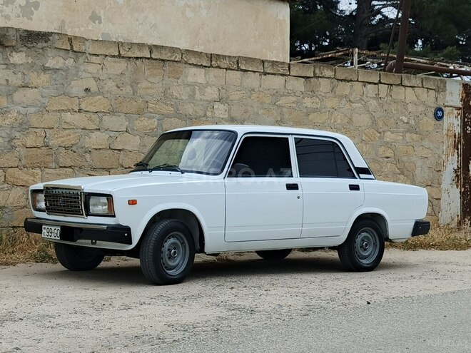 LADA (VAZ) 2107-4