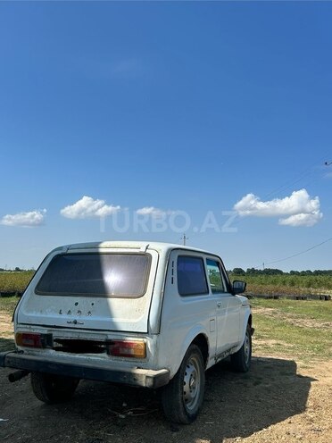 LADA (VAZ) Niva-8