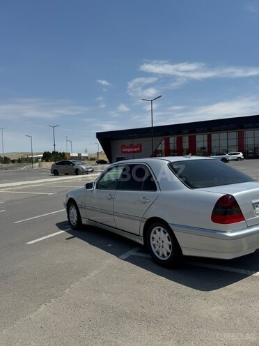Mercedes C 240-4