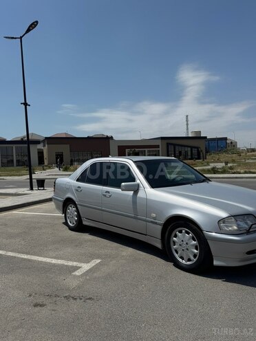 Mercedes C 240-3