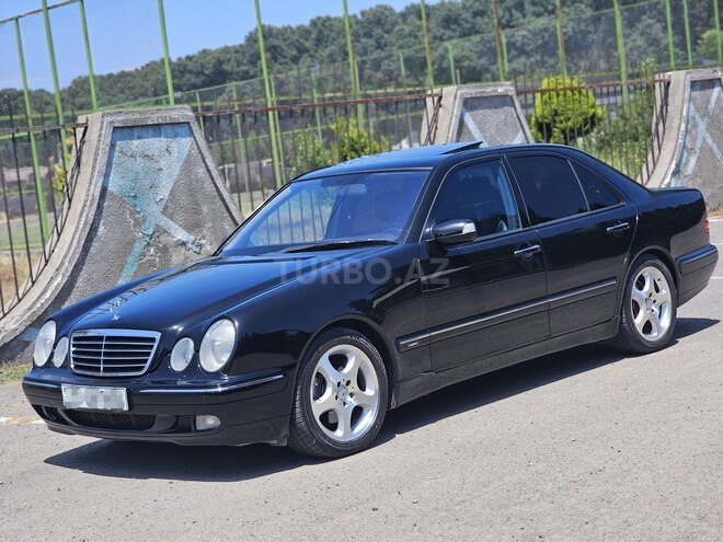 Mercedes E 320-2