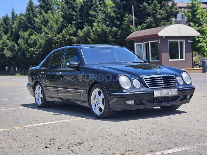 Mercedes E 320-3