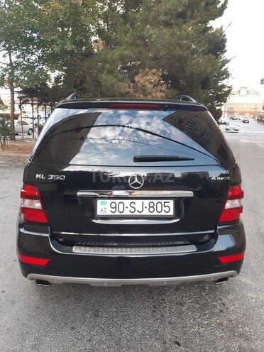 Mercedes ML 350 4MATIC-3