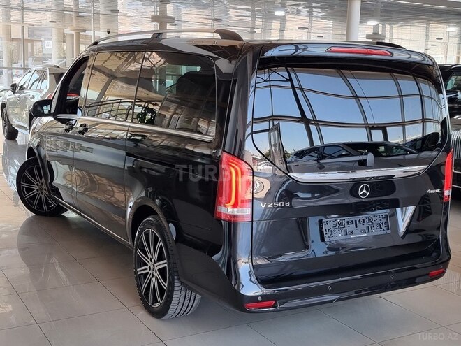 Mercedes V 250-13