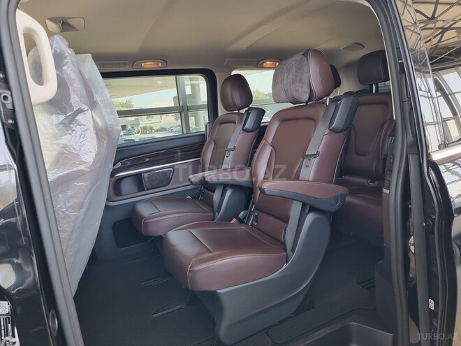 Mercedes V 250-31