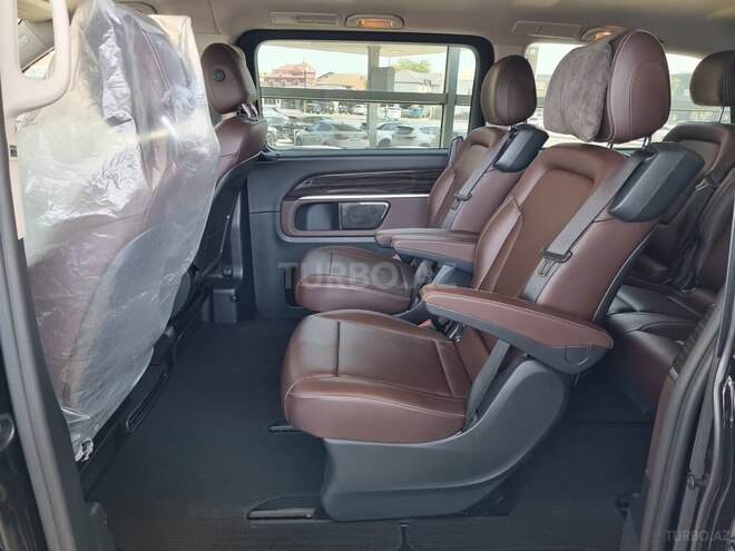 Mercedes V 250-32