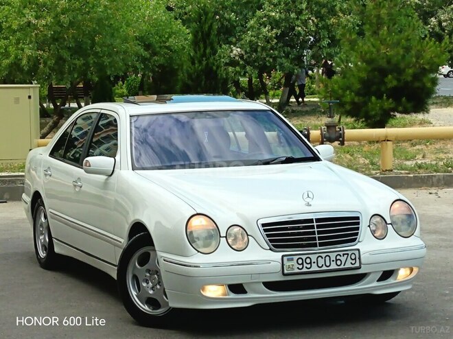 Mercedes E 320-7