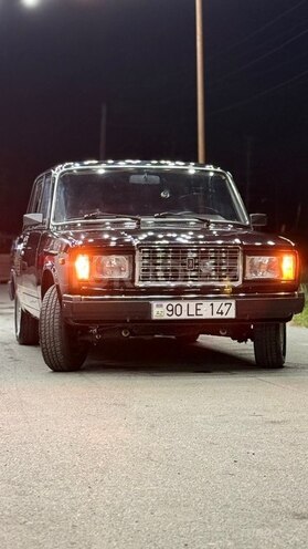 LADA (VAZ) 2107-1