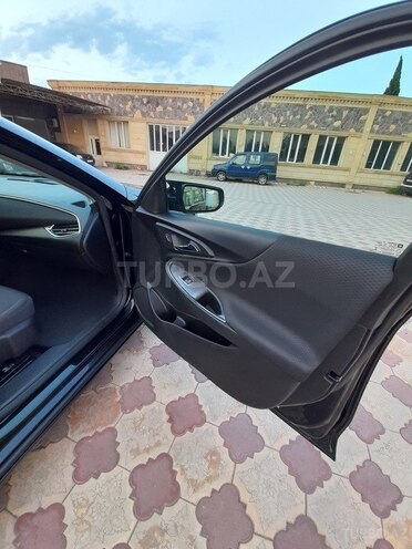 Chevrolet Malibu-21