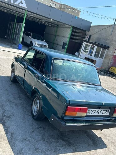 LADA (VAZ) 2107-2