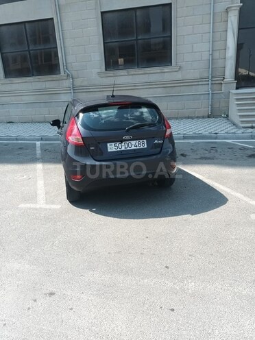 Ford Fiesta-7