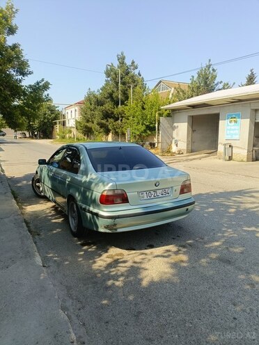 BMW 523-5