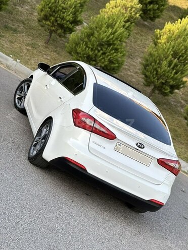 Kia Cerato-12