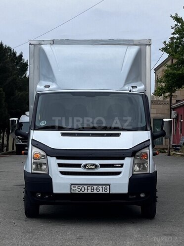 Ford Transit-1