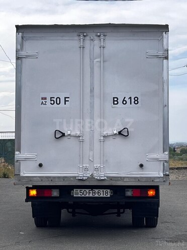 Ford Transit-16
