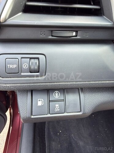 Honda Insight-9