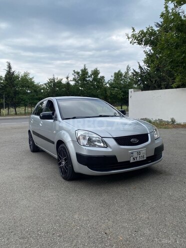 Kia Rio-3