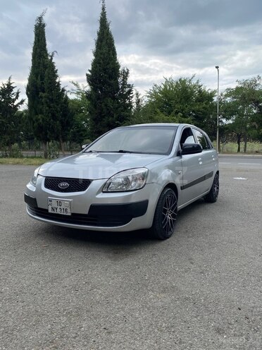 Kia Rio-2