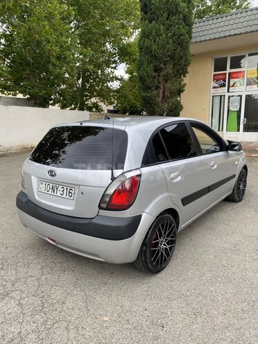 Kia Rio-6