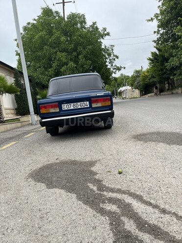 LADA (VAZ) 2107-2