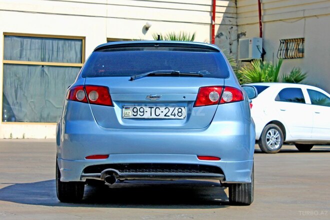 Chevrolet Lacetti-4