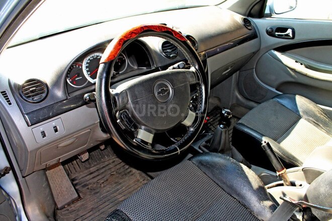 Chevrolet Lacetti-7