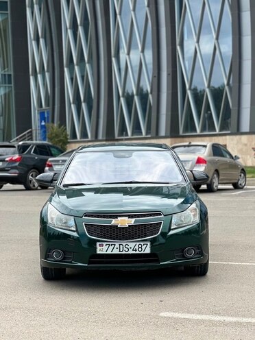 Chevrolet Cruze-1