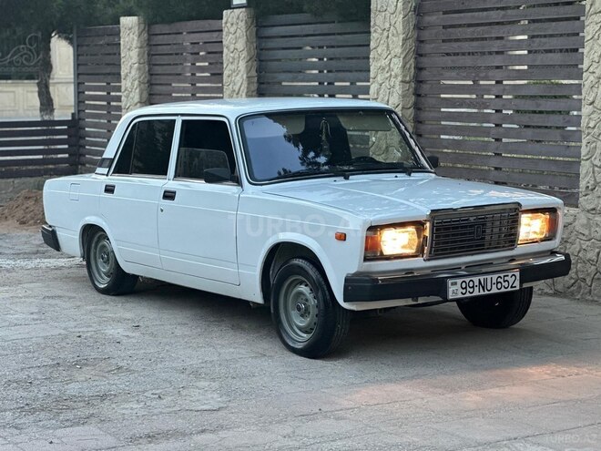 LADA (VAZ) 2107-5