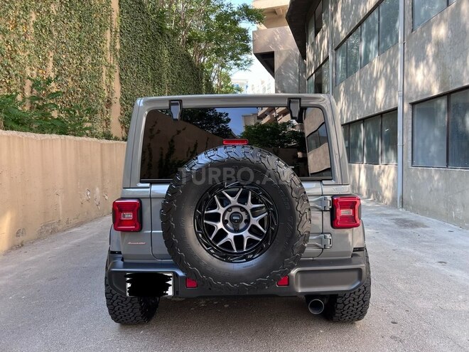 Jeep Wrangler-2