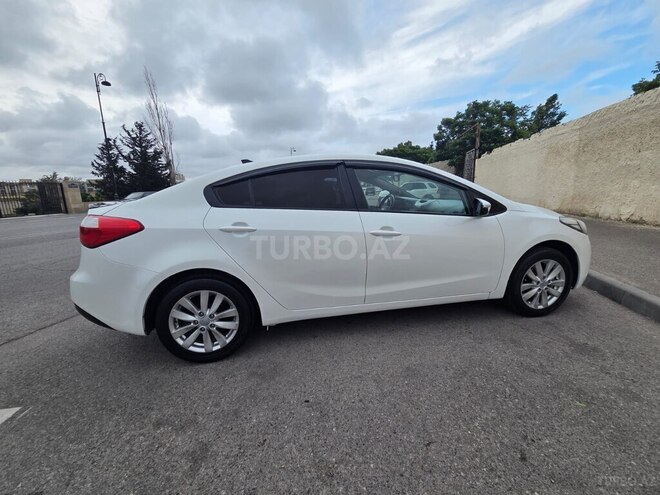 Kia Cerato-8
