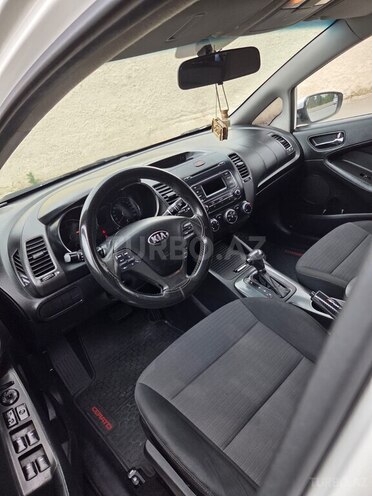 Kia Cerato-4