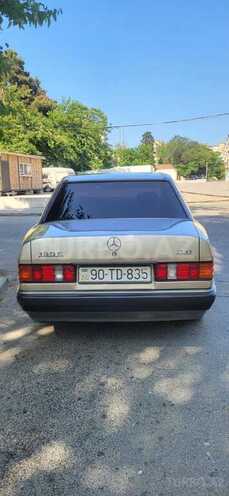 Mercedes 190-11