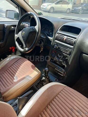 Opel Astra-4