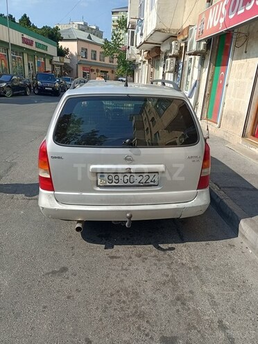 Opel Astra-2