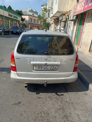 Opel Astra-3