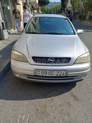 Opel Astra-1