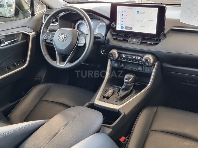 Toyota RAV4-13