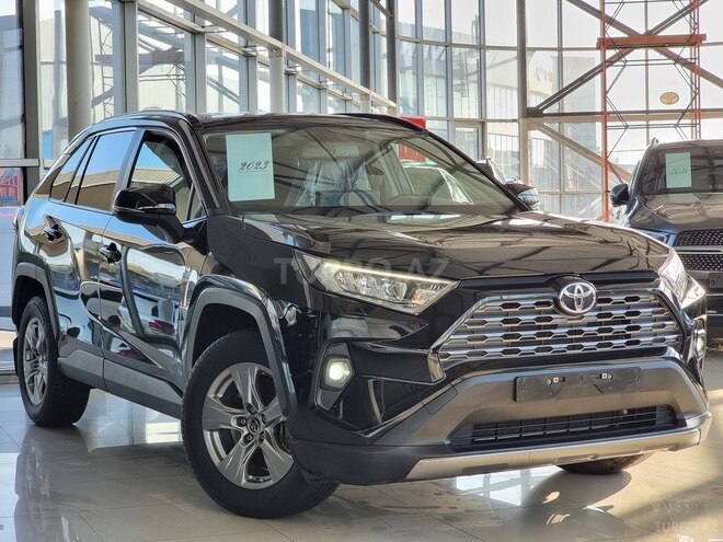 Toyota RAV4-4