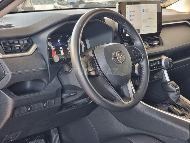 Toyota RAV4-19